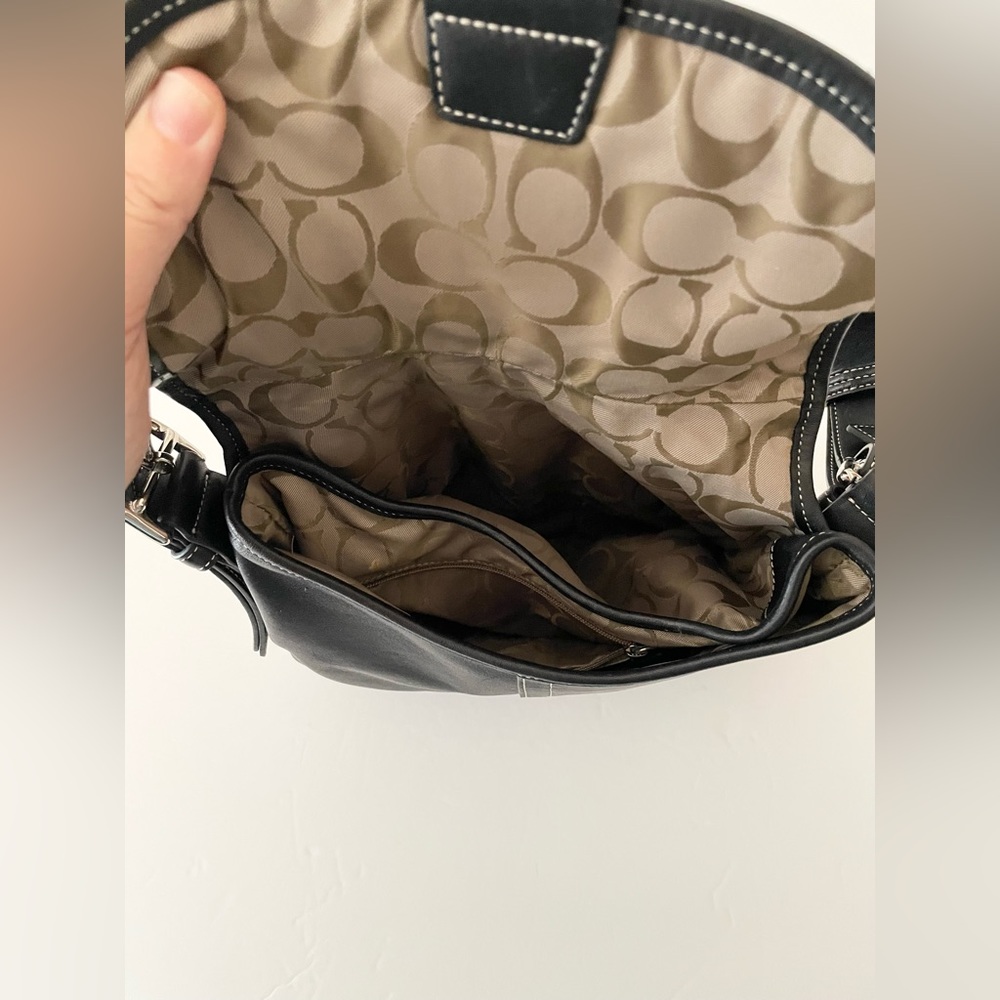 Coach purse - Picture 4 of 12